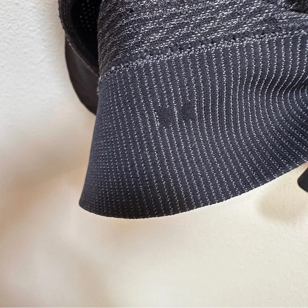 Lululemon‎ Swiftly Breathe Top Vented Camo Black /Asphalt Grey Women’s Sz 6